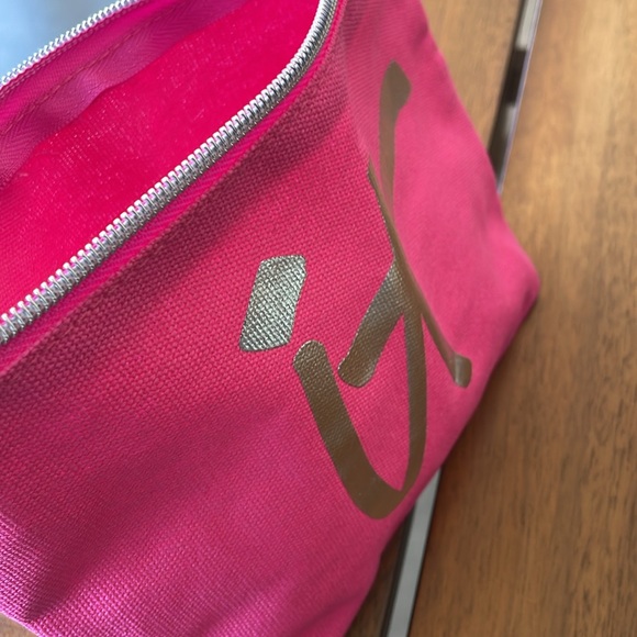 BRAND NEW it cosmetics Makeup/Cosmetic Bag - Picture 6 of 6